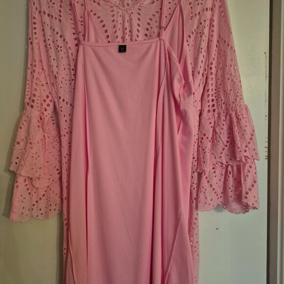 Dress - Picture 2 of 4